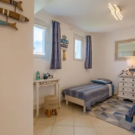 Lejlighed La Madrague By Interhome *